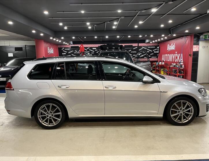 Volkswagen Golf 6