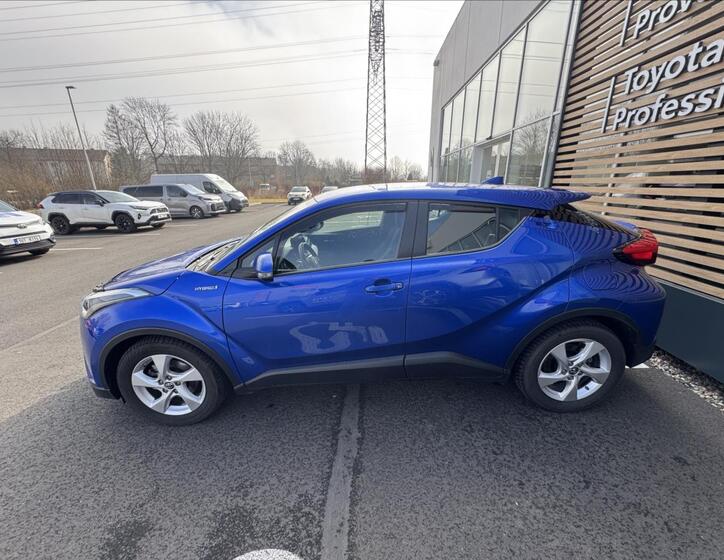 Toyota C-HR 3