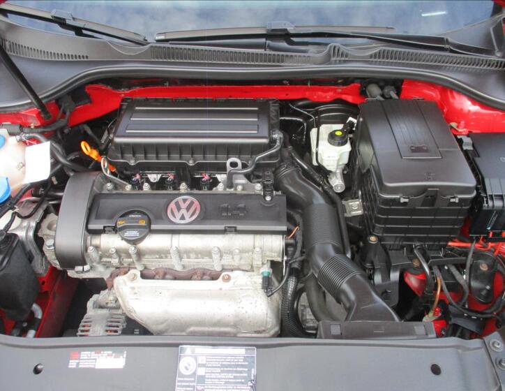 Volkswagen Golf 28