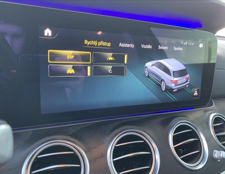 Mercedes-Benz Třídy E 19