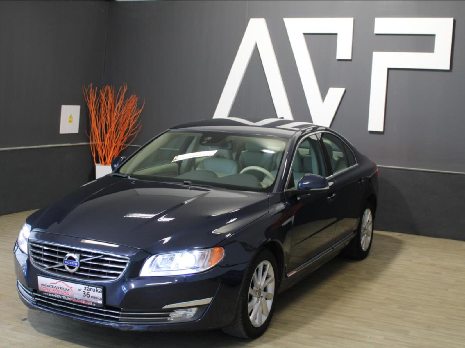 Volvo S80 2