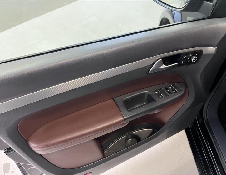 Volkswagen Touran 20