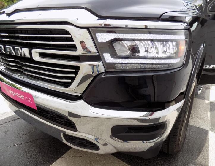 Dodge RAM 1500 42