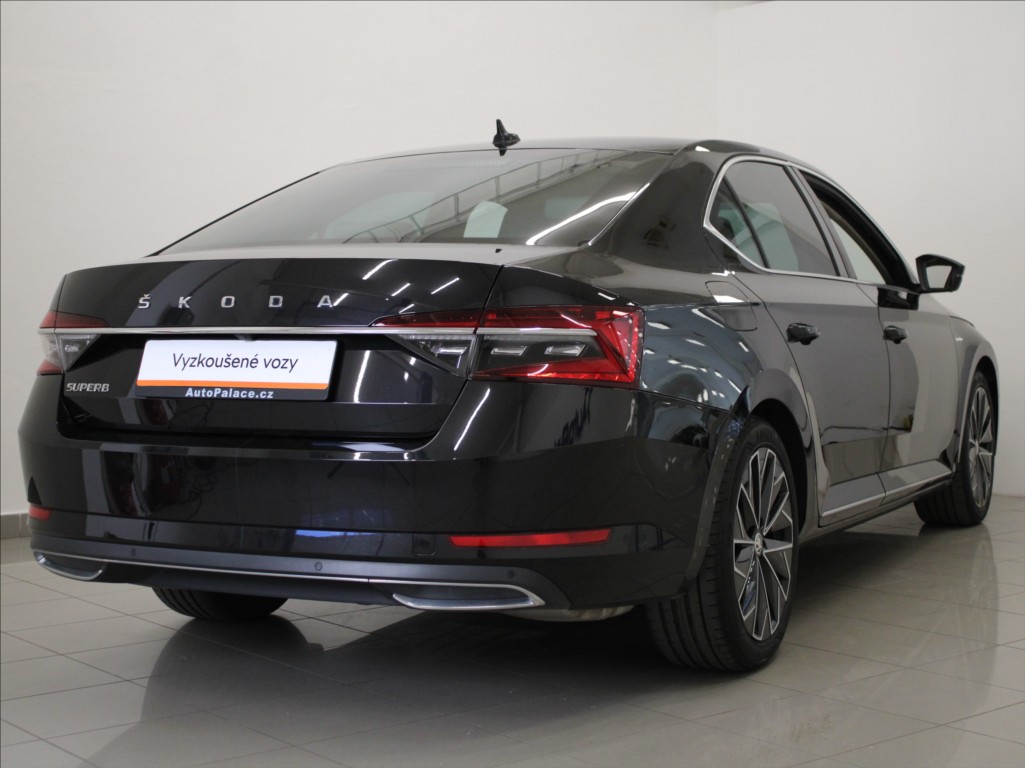 Škoda Superb