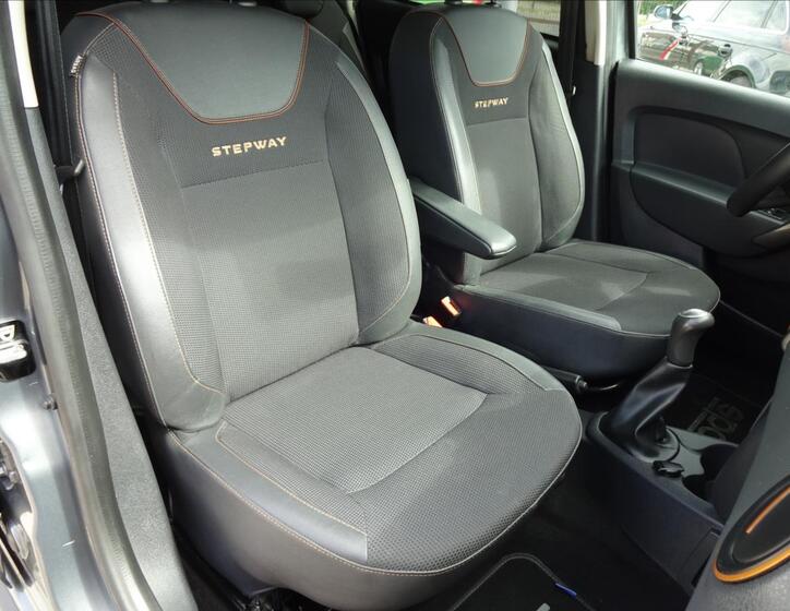 Dacia Sandero 31