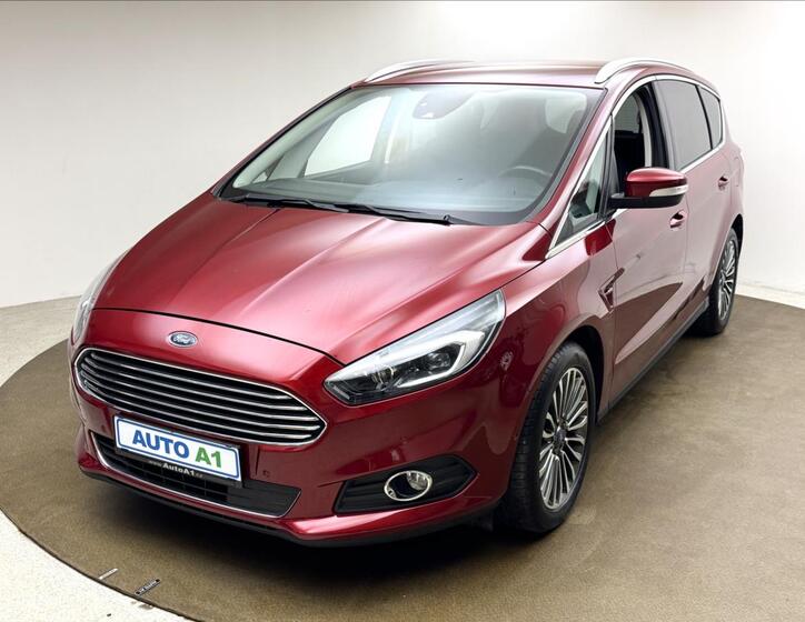 Ford S-MAX 1