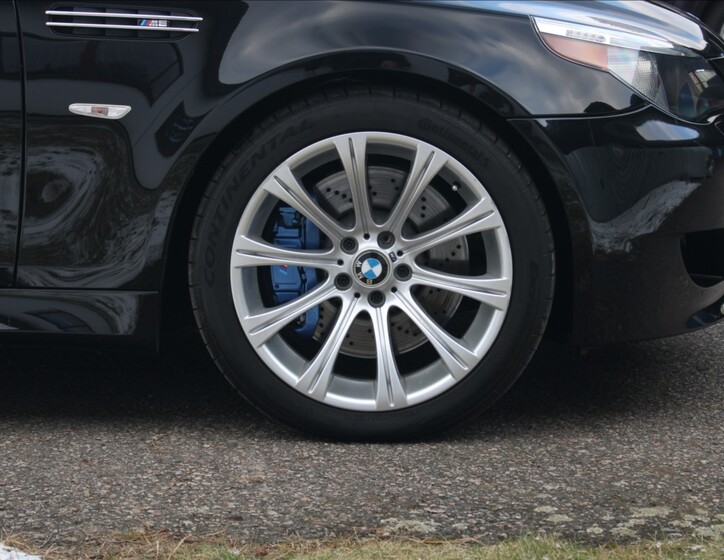 BMW M5 13