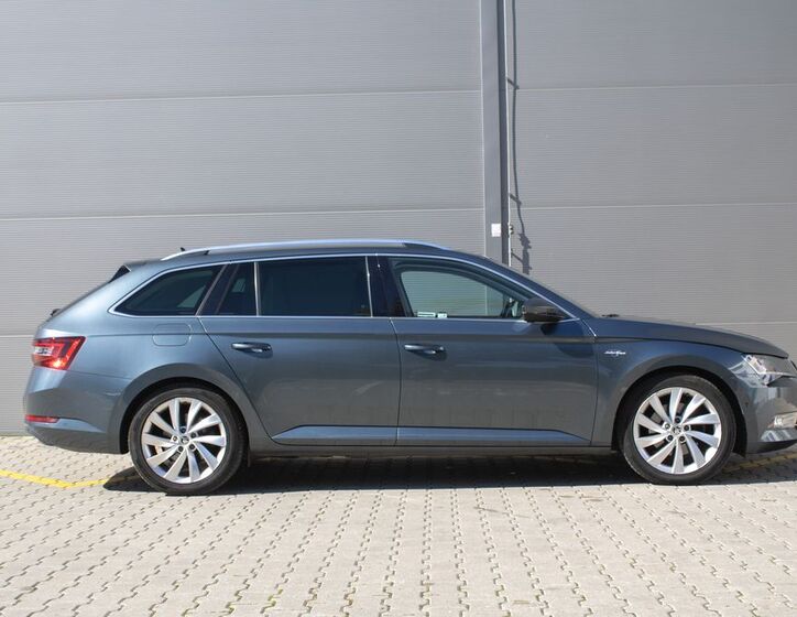 Škoda Superb 4
