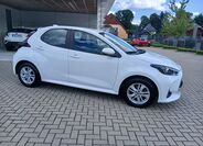 Toyota Yaris 7