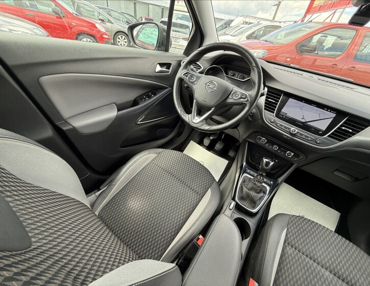 Opel Crossland X 27
