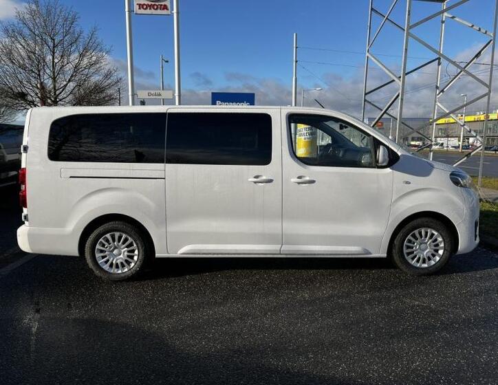 Toyota ProAce Verso 3