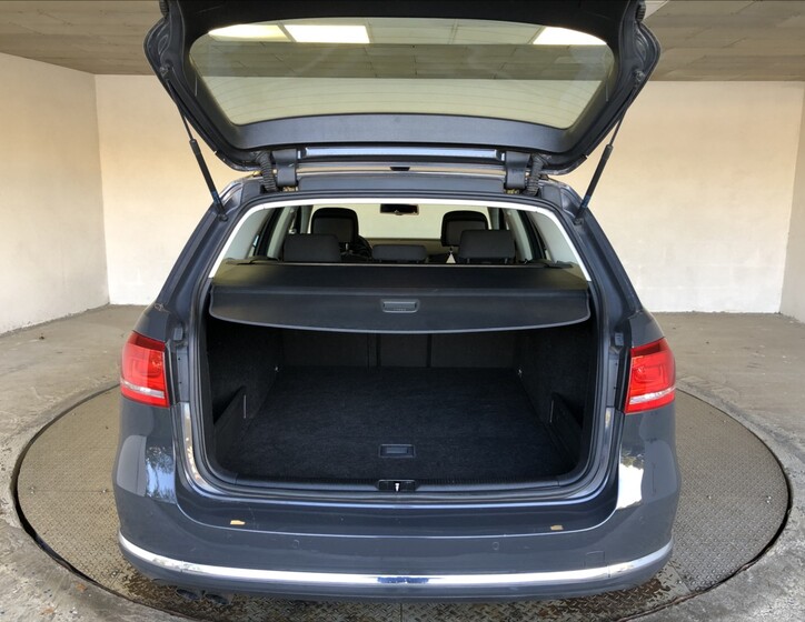 Volkswagen Passat 13