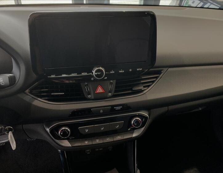 Hyundai i30 30