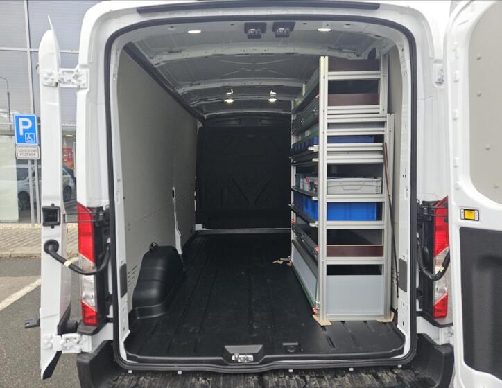 Ford Transit 13