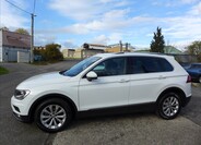 Volkswagen Tiguan 9