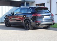 Porsche Cayenne 7