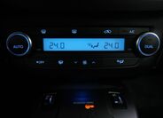 Toyota Avensis 27
