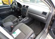 Volkswagen Golf 23