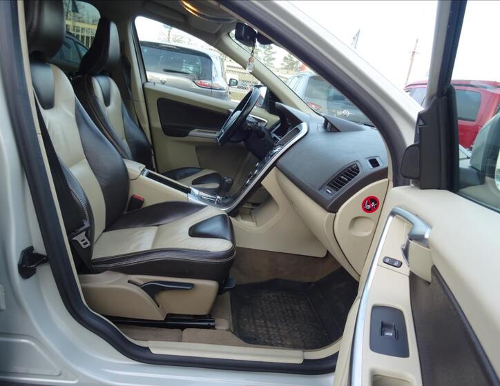 Volvo XC60 24