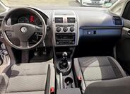 Volkswagen Touran 23