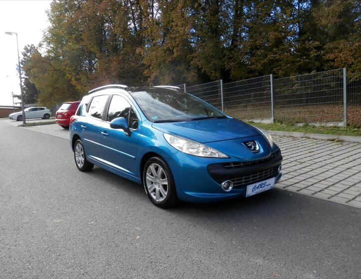 Peugeot 207 5