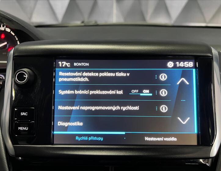 Peugeot 208 14