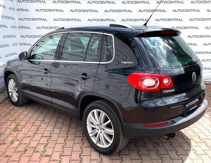 Volkswagen Tiguan 6