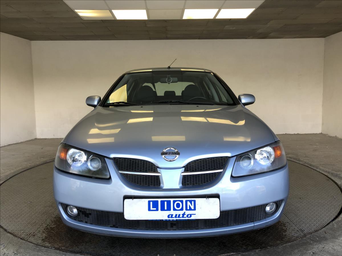 Nissan Almera