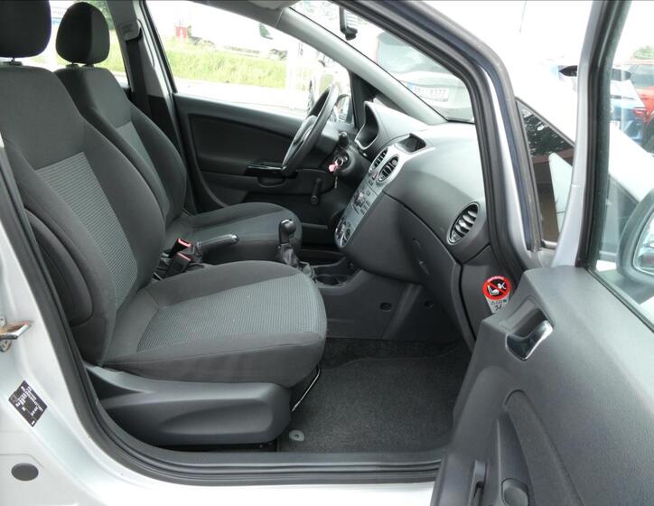 Opel Corsa 18