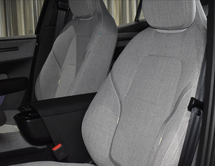 Volvo EX30 18