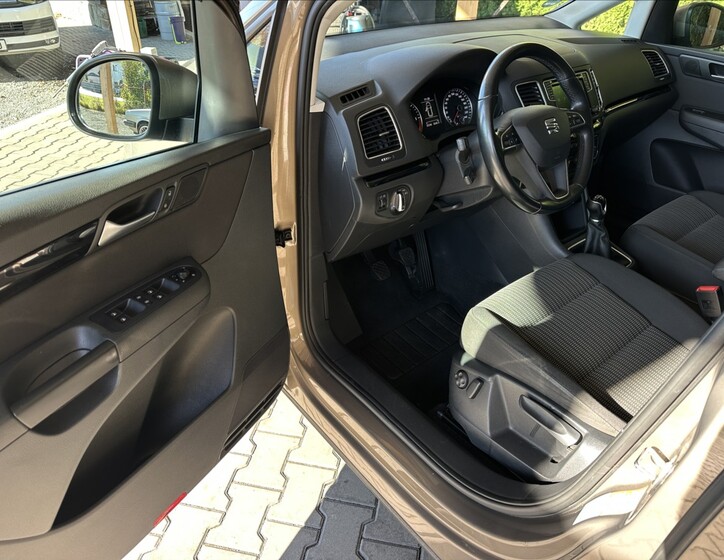 Seat Alhambra 5
