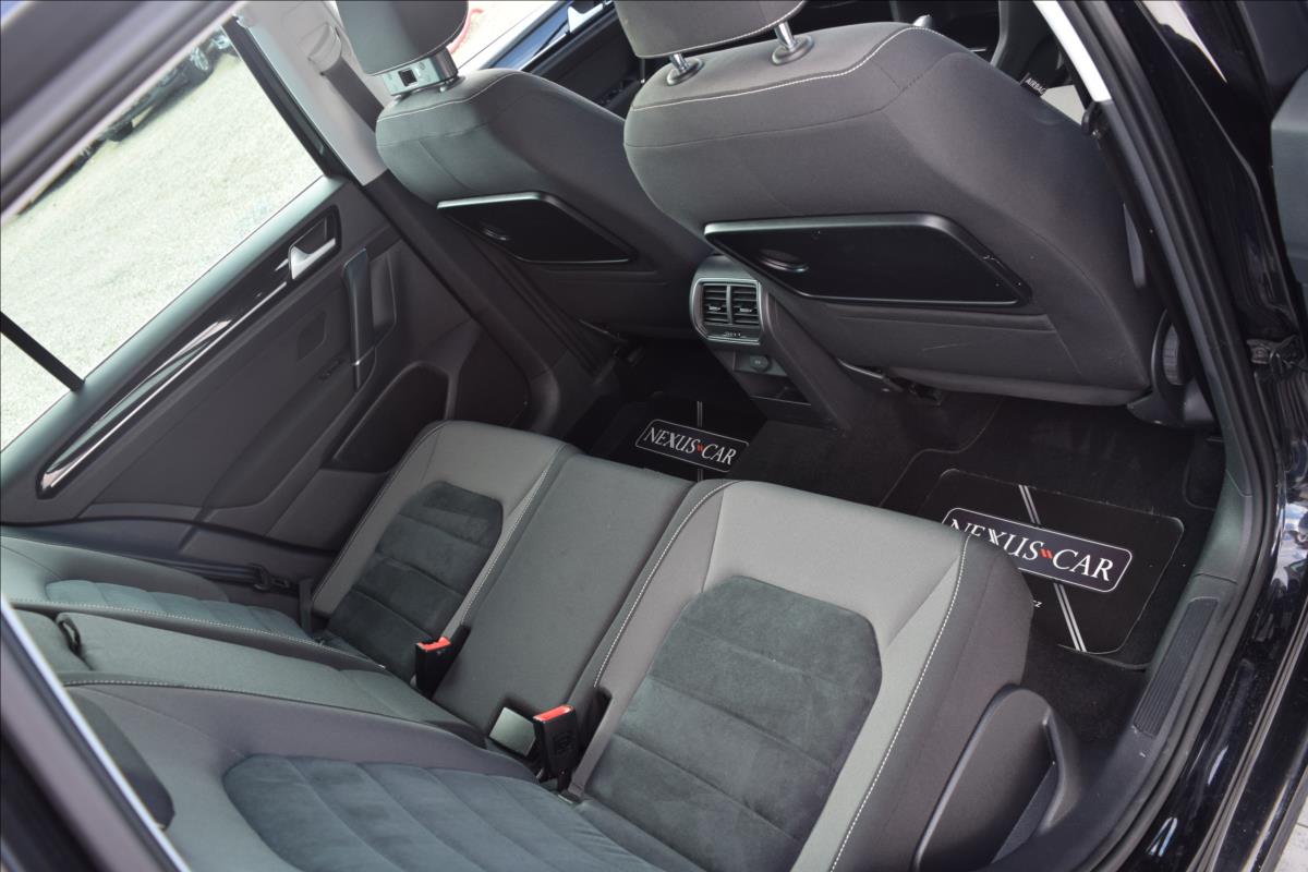 Volkswagen Golf Sportsvan
