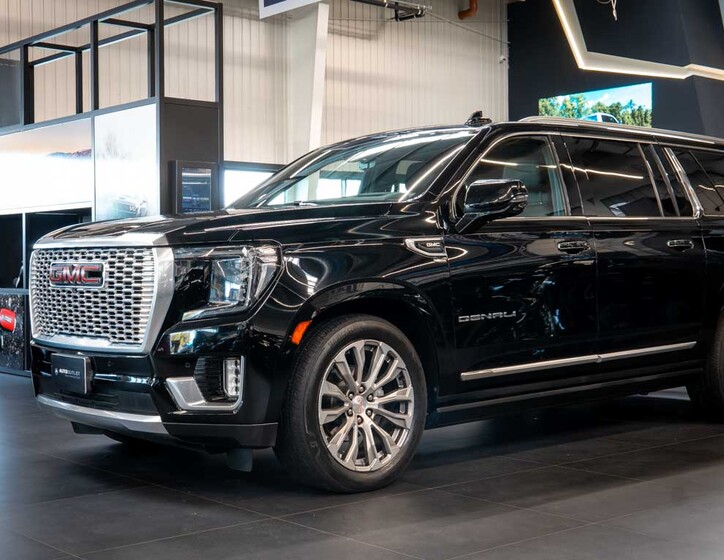 GMC Yukon 13