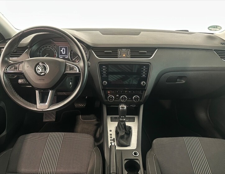 Škoda Octavia 9