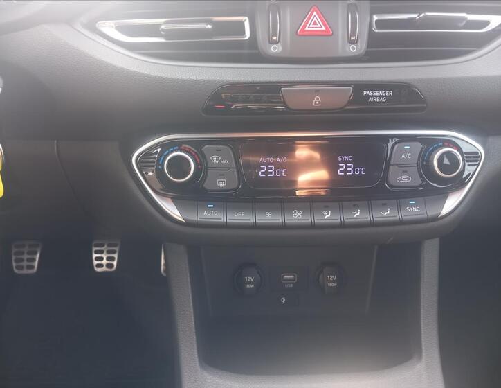 Hyundai i30 13