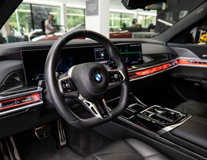 BMW Řada 7 4