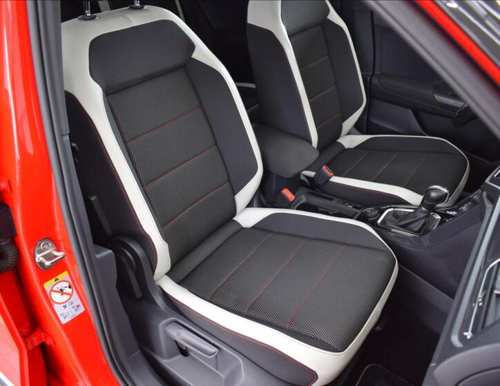 Volkswagen T-Roc 15