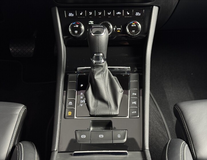 Škoda Superb 20