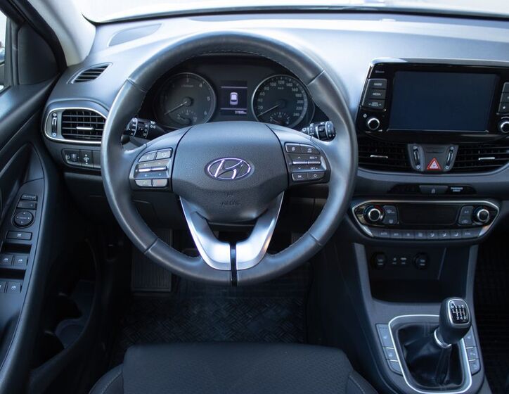 Hyundai i30 12