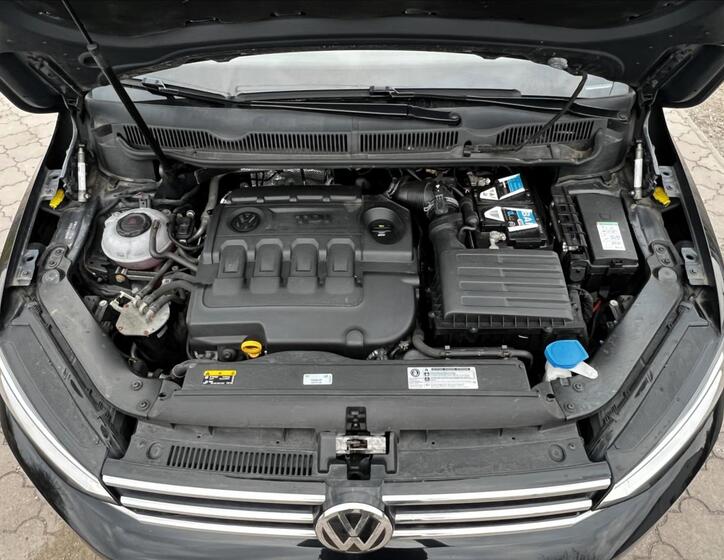 Volkswagen Touran 12