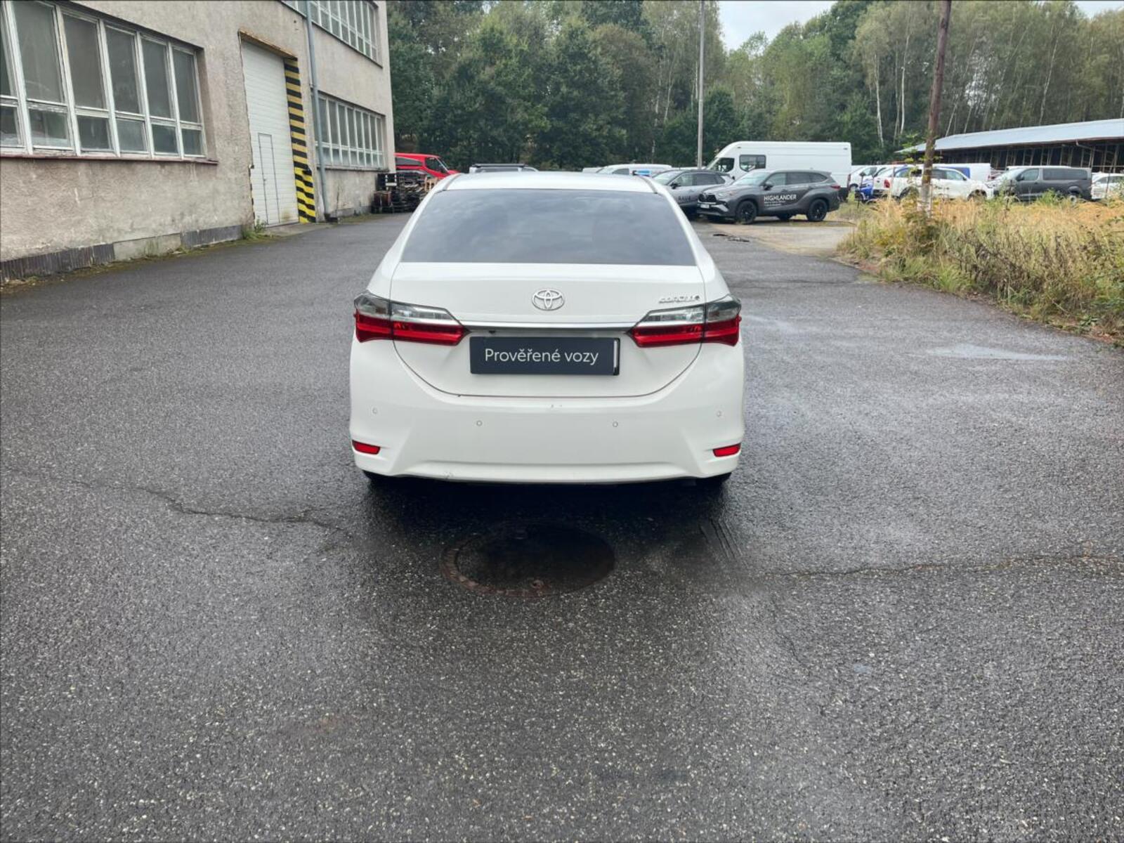 Toyota Corolla 5