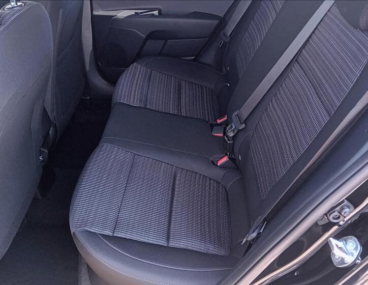 KIA Stonic 11