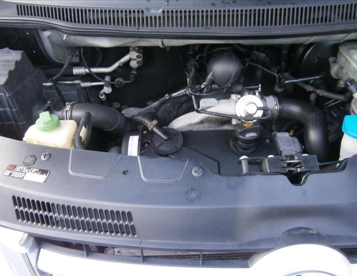 Volkswagen Multivan 15