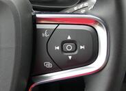 Volvo XC40 12