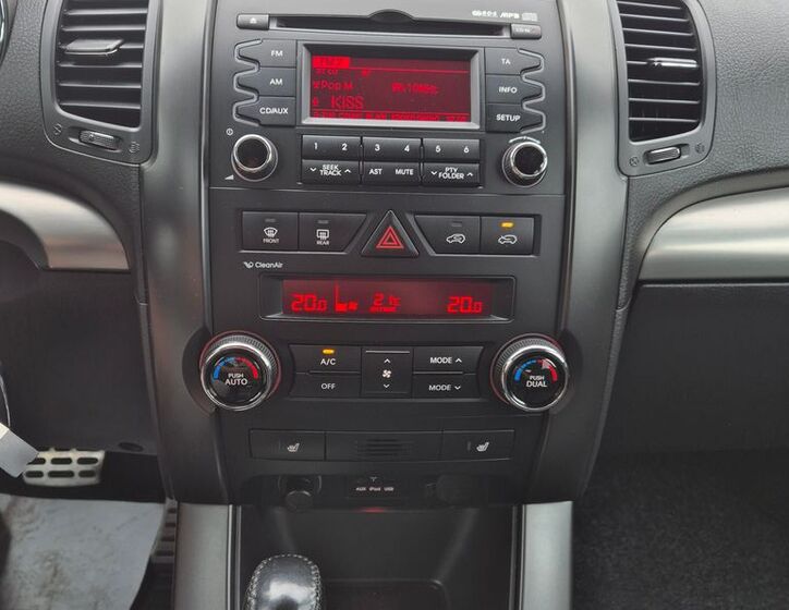KIA Sorento 17