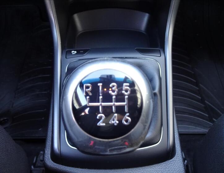 Hyundai i30 37