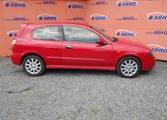 Nissan Almera 8