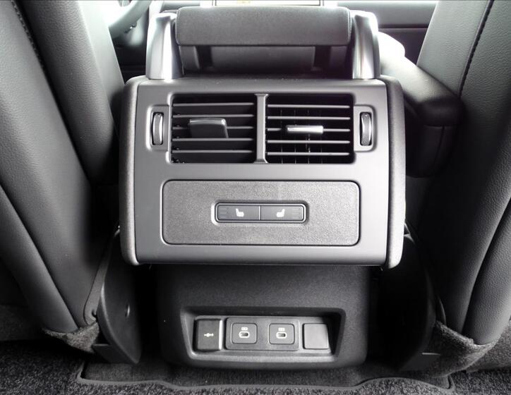 Land Rover Discovery 19