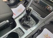 Ford Mondeo 18