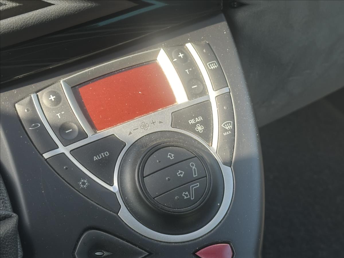 Citroën C8